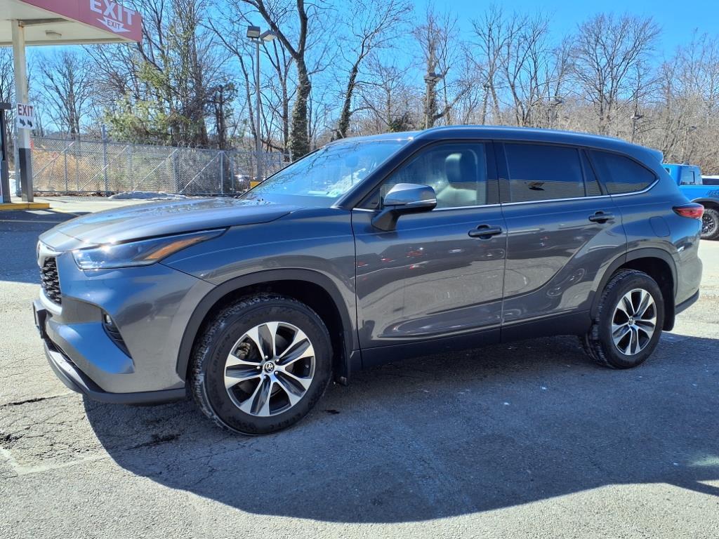 Thumbnail image of 2021 Toyota Highlander at Toyota Universe