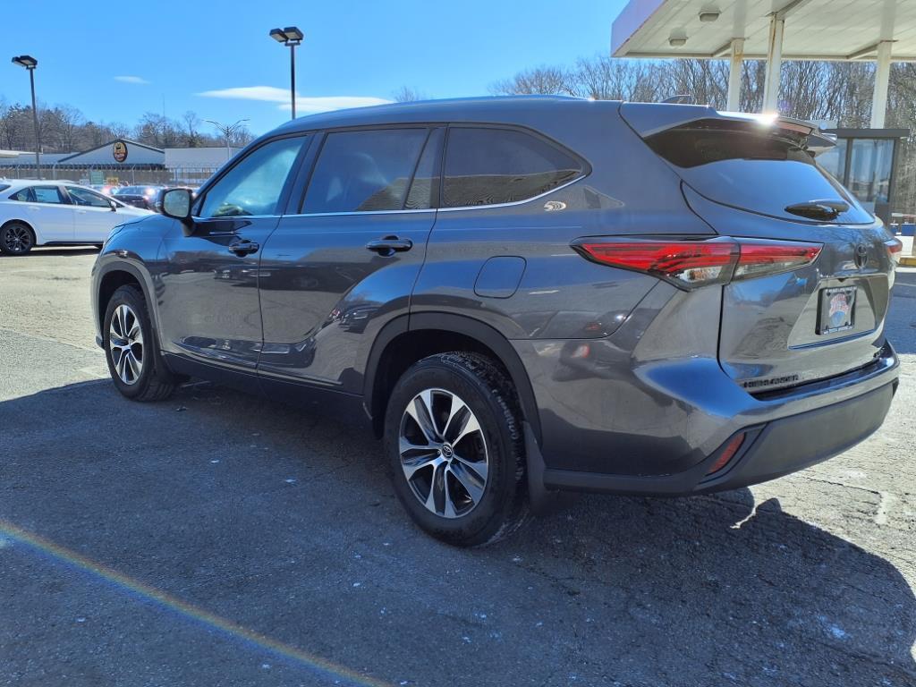 Thumbnail image of 2021 Toyota Highlander at Toyota Universe