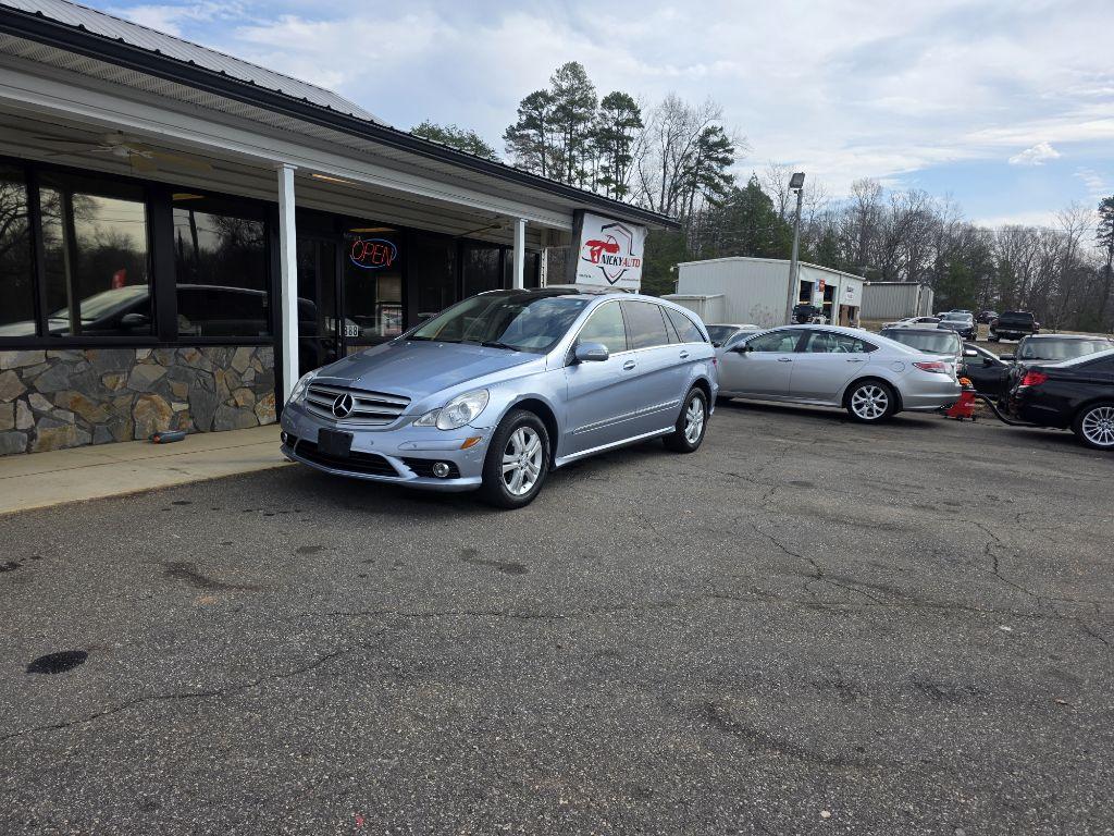 Thumbnail image of 2008 Mercedes-Benz R-Class at NICKY AUTO LLC