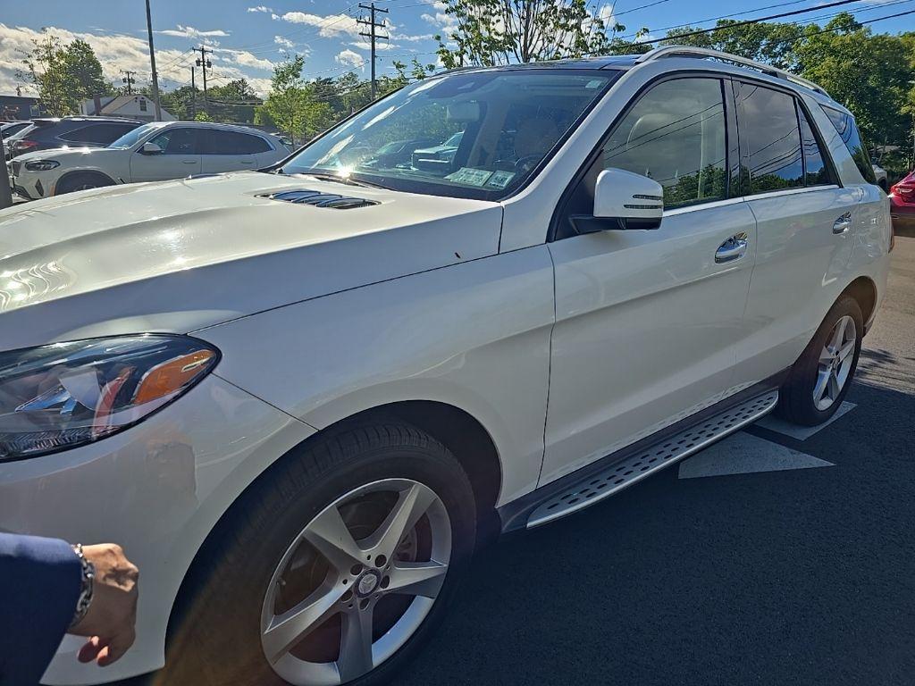 Thumbnail image of 2017 Mercedes-Benz GLE at Smithtown Nissan