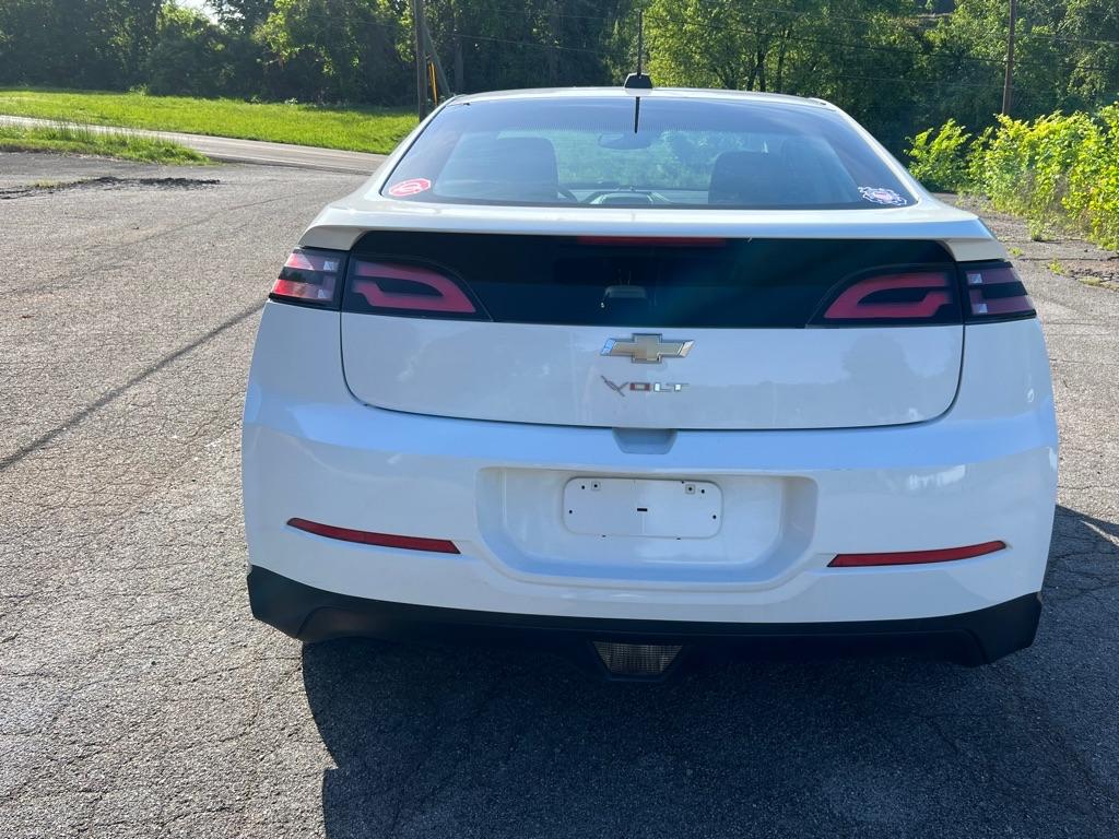 Thumbnail image of 2015 Chevrolet Volt at CAR CONNEXION, INC.