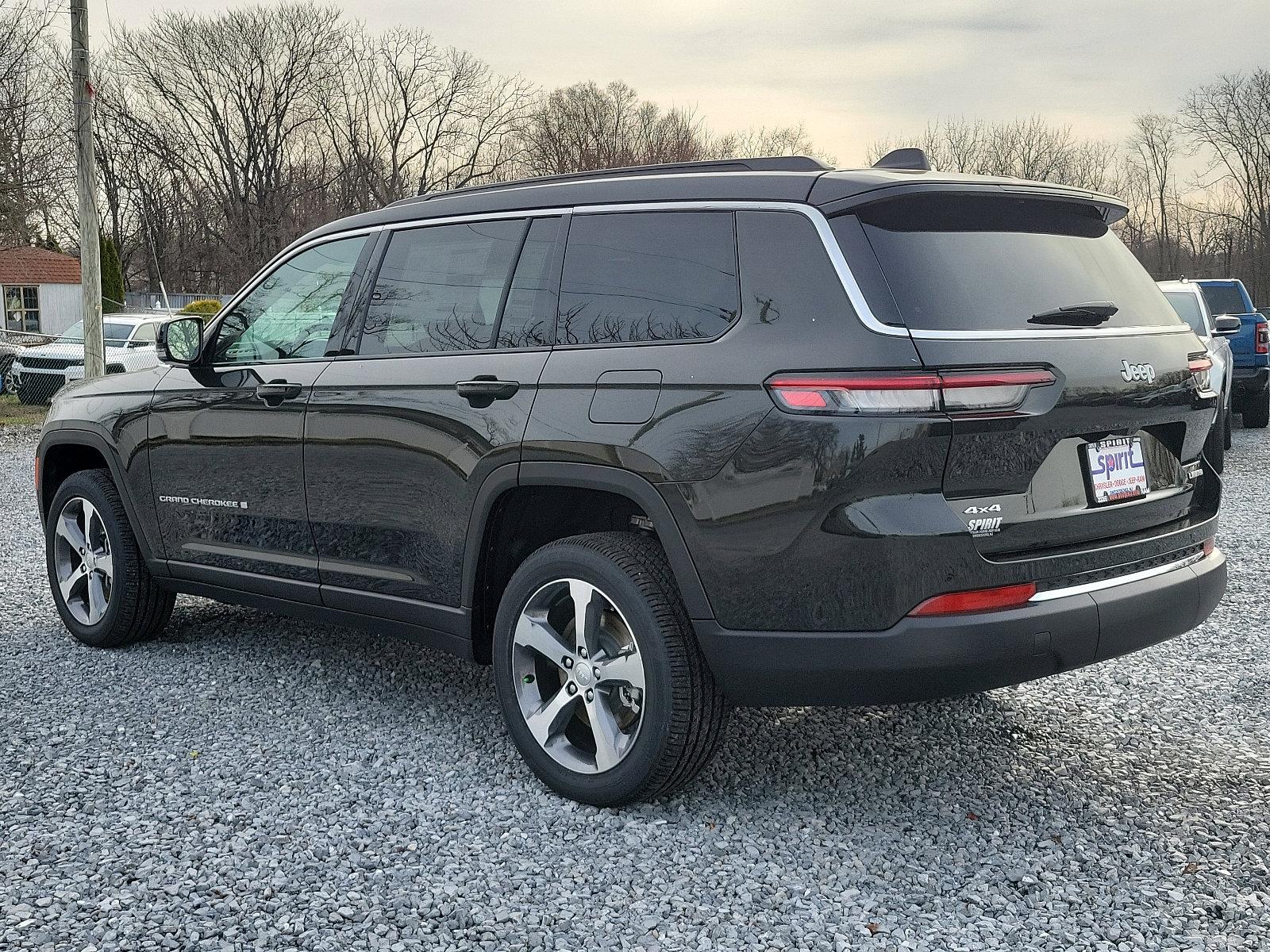 Thumbnail image of 2024 Jeep Grand Cherokee L at Spirit Chrysler Dodge Jeep