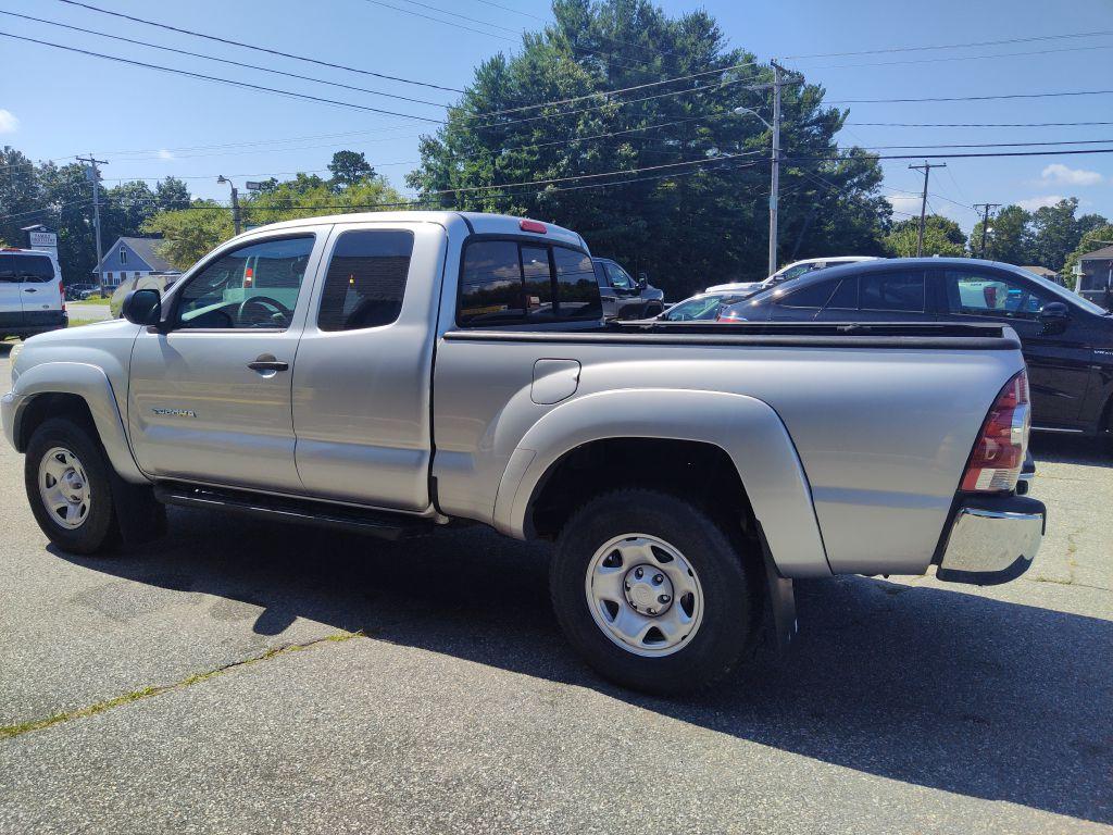 Thumbnail image of 2013 Toyota Tacoma at METROPOLIS AUTO SALES, LLC