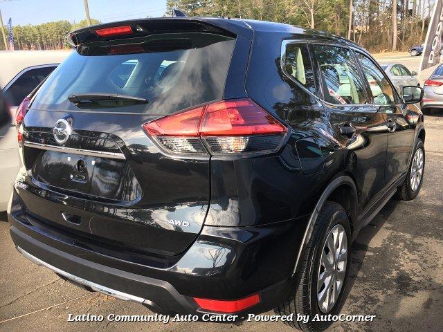 Thumbnail image of 2017 Nissan Rogue at Latino Community Auto Center