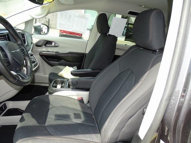 Thumbnail image of 2020 Chrysler Pacifica at Johnson Buick GMC Cadillac