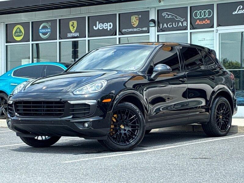 Thumbnail image of 2017 Porsche Cayenne at AMKO Auto Laurel