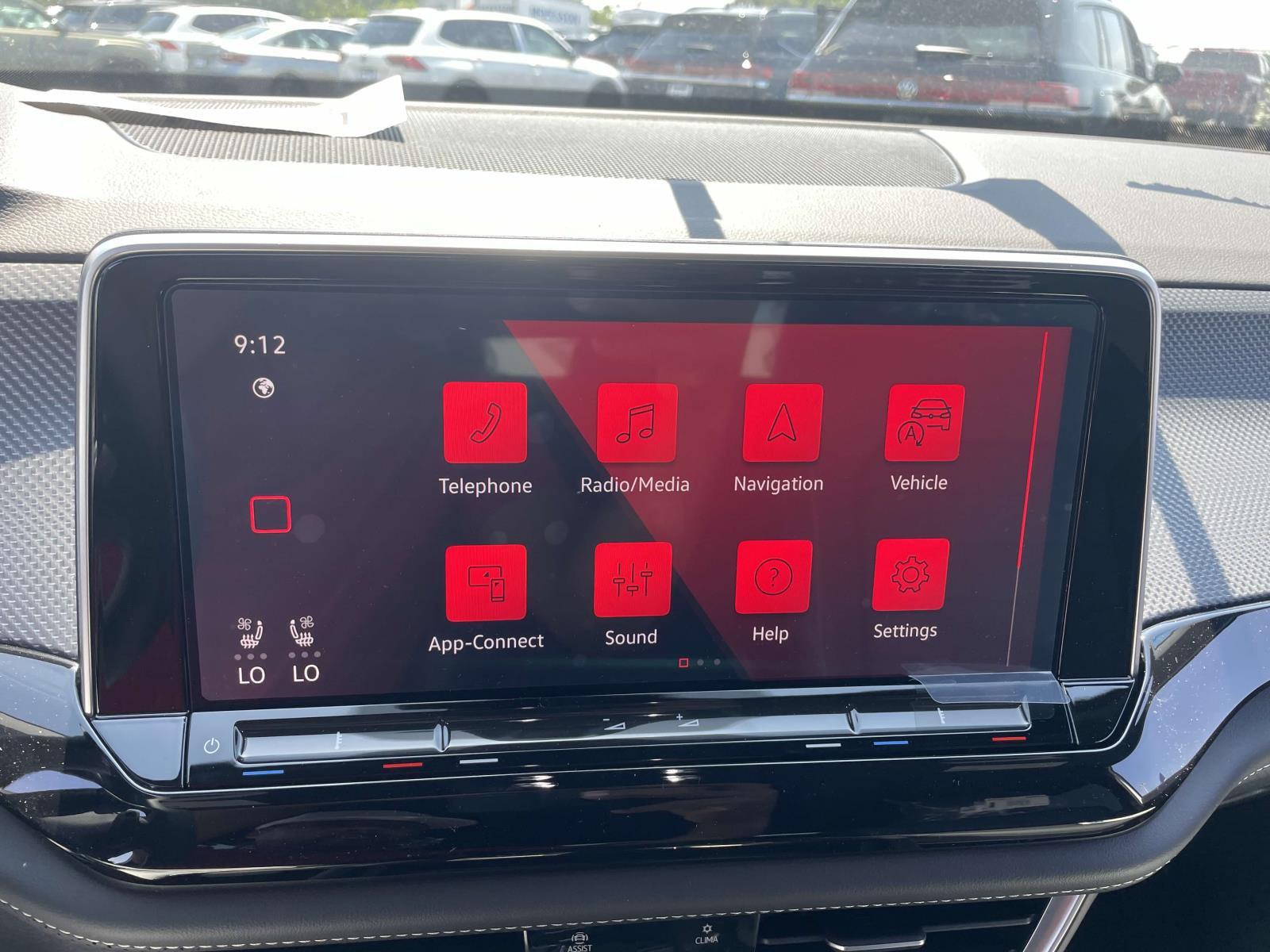 Thumbnail image of 2024 Volkswagen Atlas Cross Sport at East Hills Volkswagen Subaru of Sayville