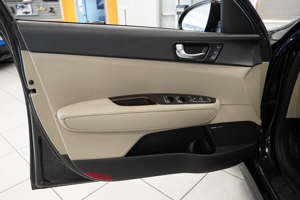 Thumbnail image of 2016 Kia Optima at Serpentini Chevrolet of Strongsville