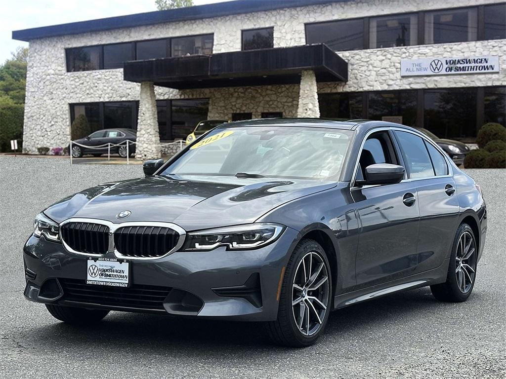 Thumbnail image of 2021 BMW 3 Series at Smithtown Volkswagen