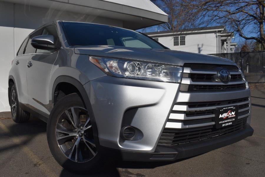 Thumbnail image of 2019 Toyota Highlander at Milan Motors