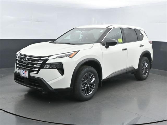 Thumbnail image of 2025 Nissan Rogue at Commonwealth Chevrolet Inc.