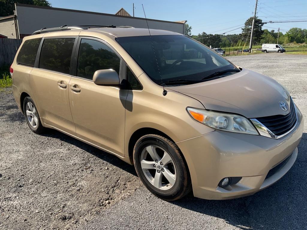 Thumbnail image of 2012 Toyota Sienna at Auto Smart