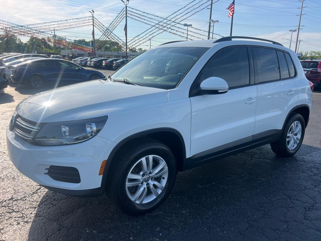 Thumbnail image of 2017 Volkswagen Tiguan at VIP AUTO SALES & SERVICE, LLC