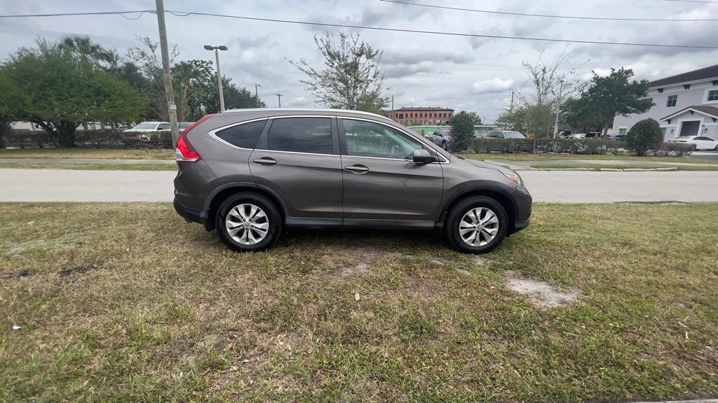 Thumbnail image of 2014 Honda CR-V at Mon’s Auto Sales Inc.