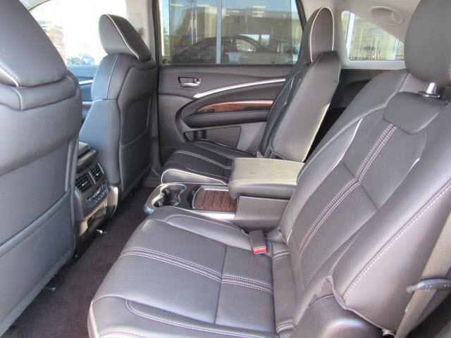 Thumbnail image of 2020 Acura MDX at Dave White Acura
