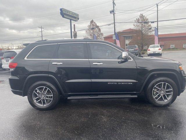 Thumbnail image of 2018 Jeep Grand Cherokee at Kens Autos