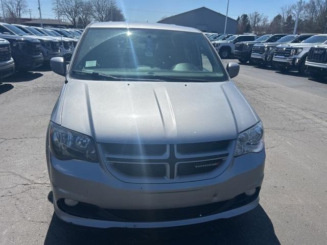 Thumbnail image of 2016 Dodge Grand Caravan at Todd Wenzel Buick GMC of Davison
