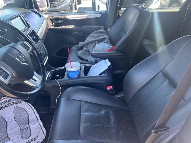 Thumbnail image of 2016 Dodge Grand Caravan at Todd Wenzel Buick GMC of Davison