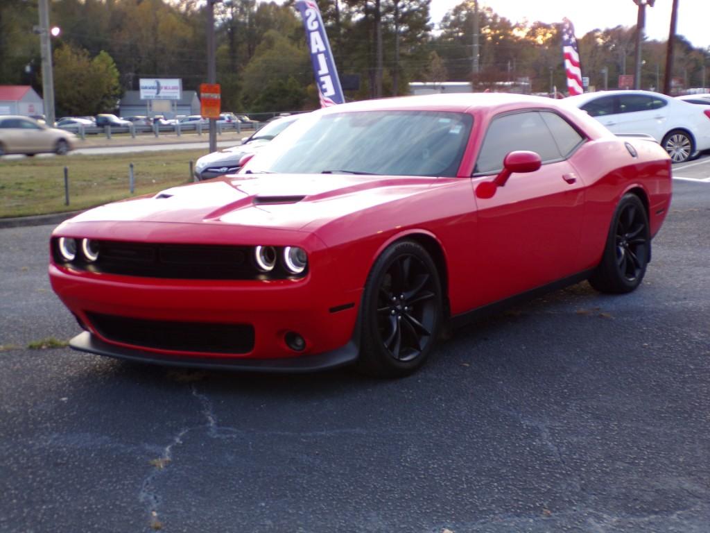 Thumbnail image of 2016 Dodge Challenger at Cars R Us