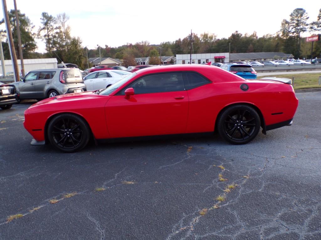 Thumbnail image of 2016 Dodge Challenger at Cars R Us