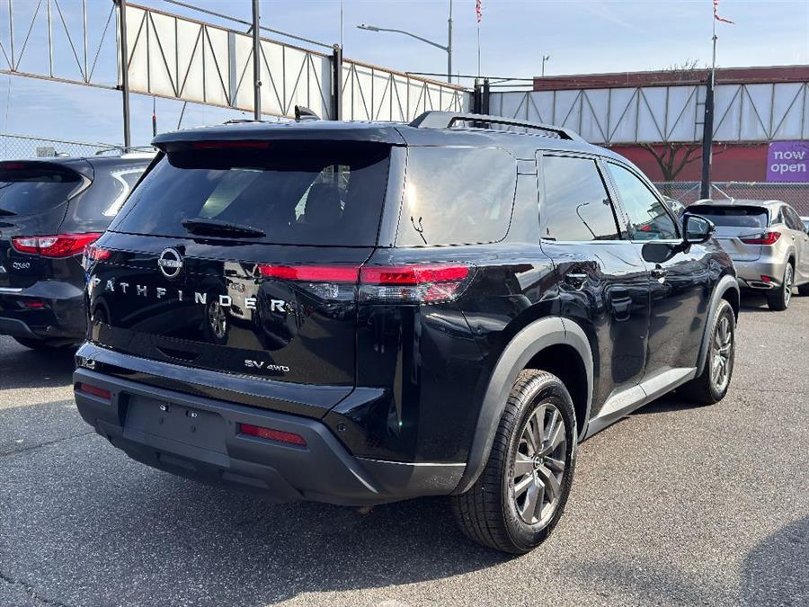 Thumbnail image of 2022 Nissan Pathfinder at Northstar Mitsubishi