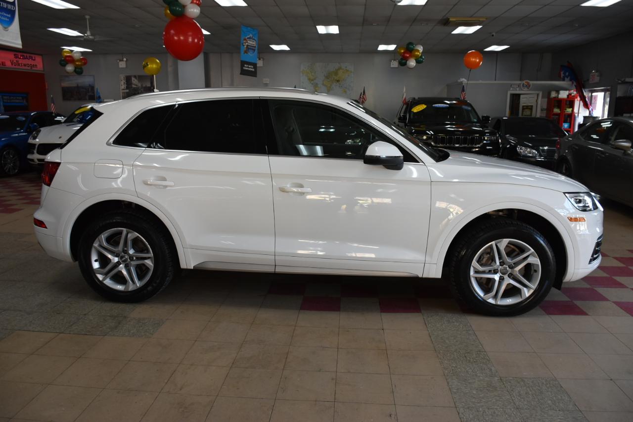 Thumbnail image of 2019 Audi Q5 at Showroom Auto LLC
