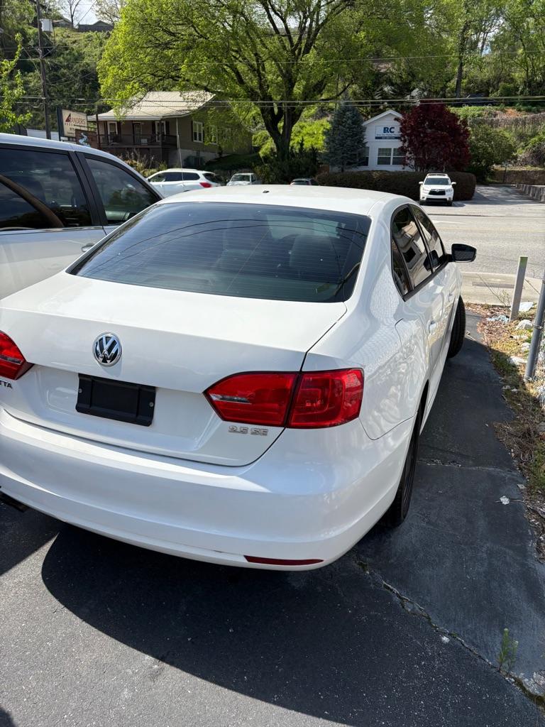 Thumbnail image of 2012 Volkswagen Jetta at CHATTANOOGA CARS 4 U
