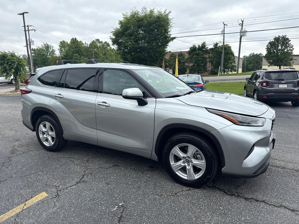 Thumbnail image of 2021 Toyota Highlander at NEW MILLENNIUM AUTO SALES