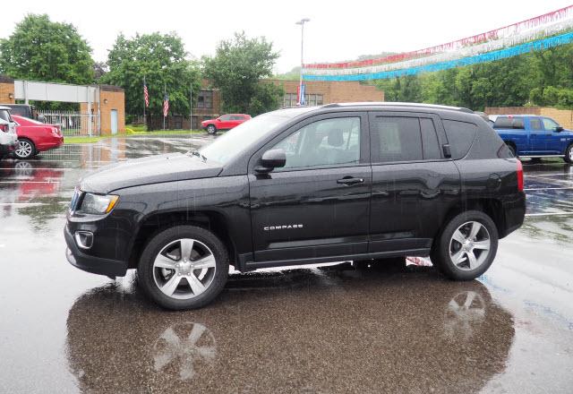 Thumbnail image of 2017 Jeep Compass at Rc Auto Group Cdjr