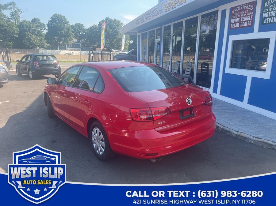 Thumbnail image of 2015 Volkswagen Jetta at West Islip Auto Sales Inc