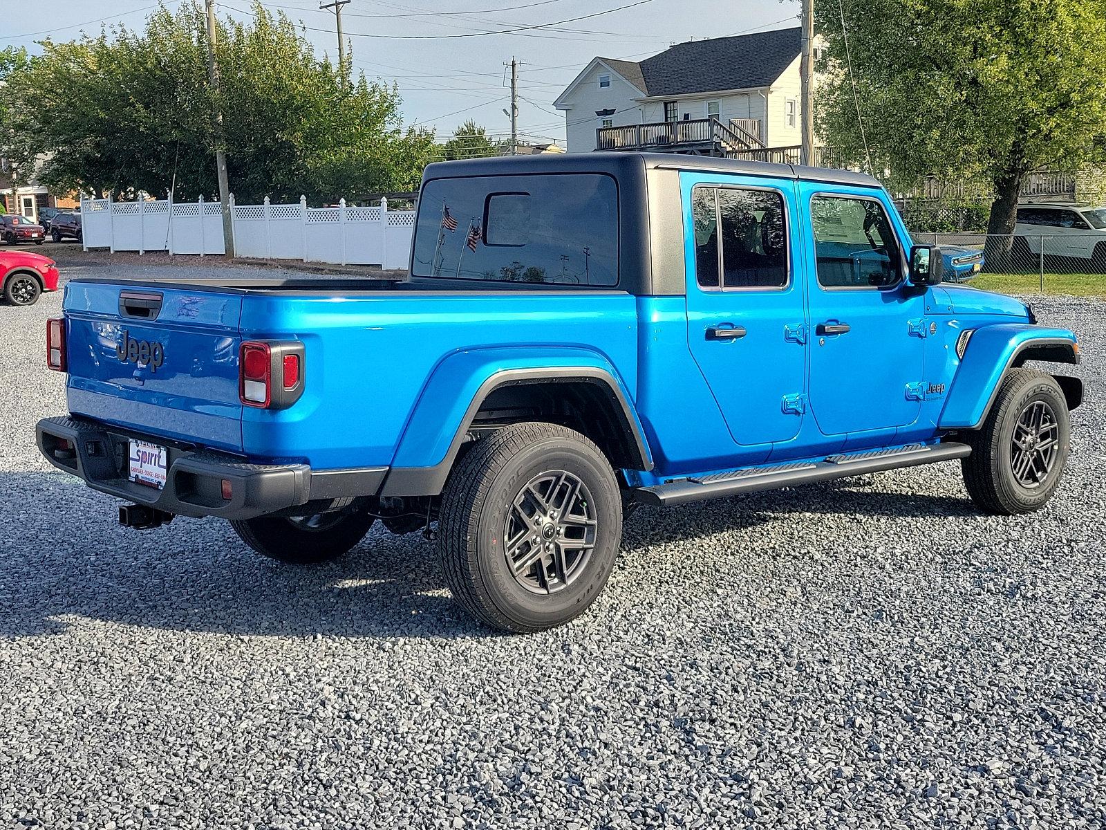 Thumbnail image of 2024 Jeep Gladiator at Spirit Chrysler Dodge Jeep