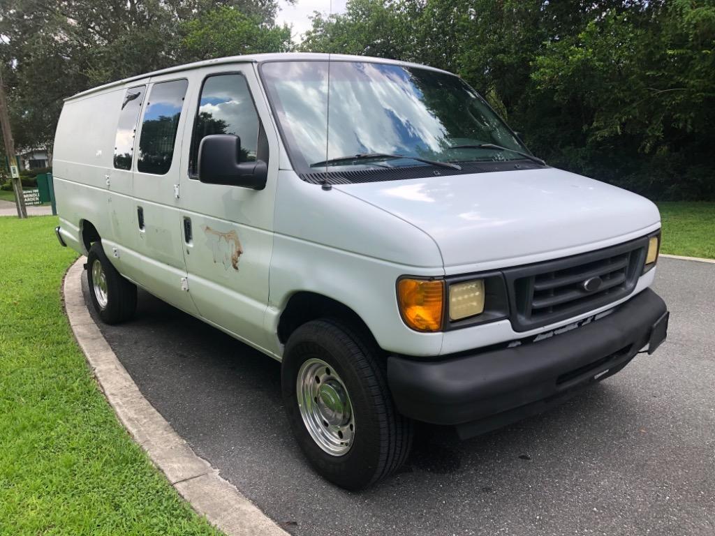 Thumbnail image of 2005 Ford E-Series at Fem Auto Traders, Corp