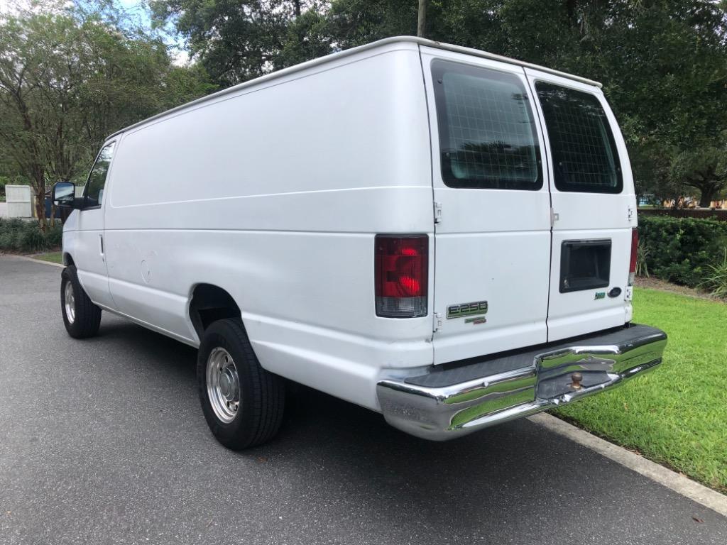 Thumbnail image of 2005 Ford E-Series at Fem Auto Traders, Corp