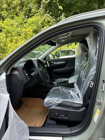 Thumbnail image of 2025 Volvo XC40 at Volvo of Danbury
