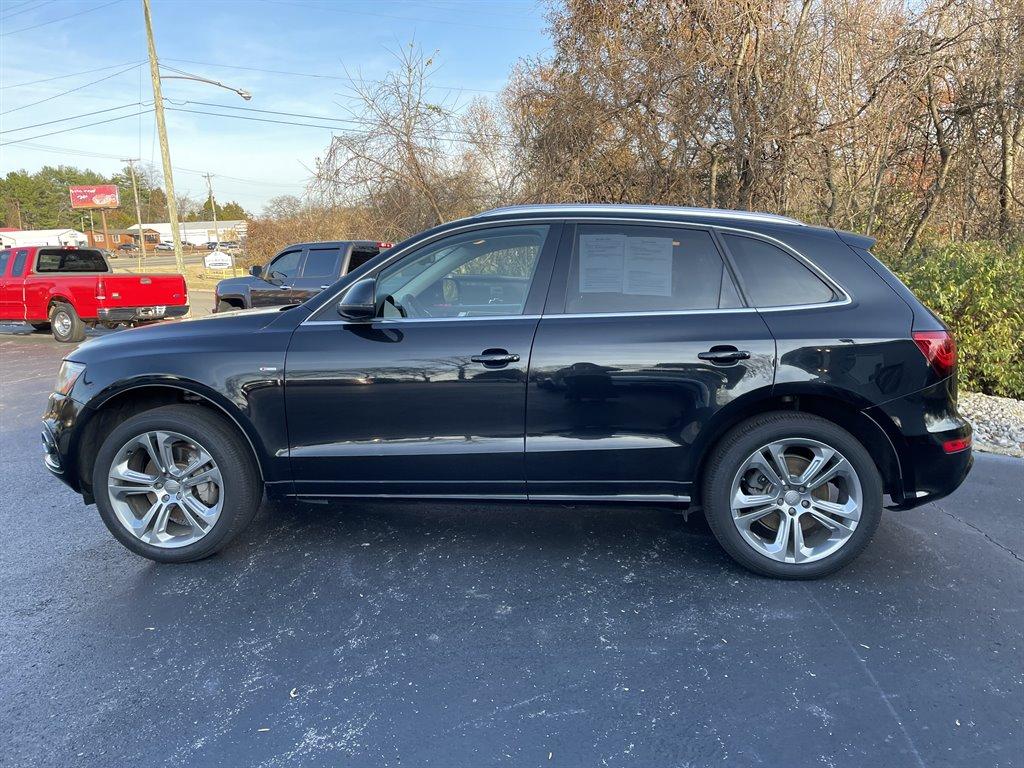 Thumbnail image of 2013 Audi Q5 at I’deal Motors, Inc.
