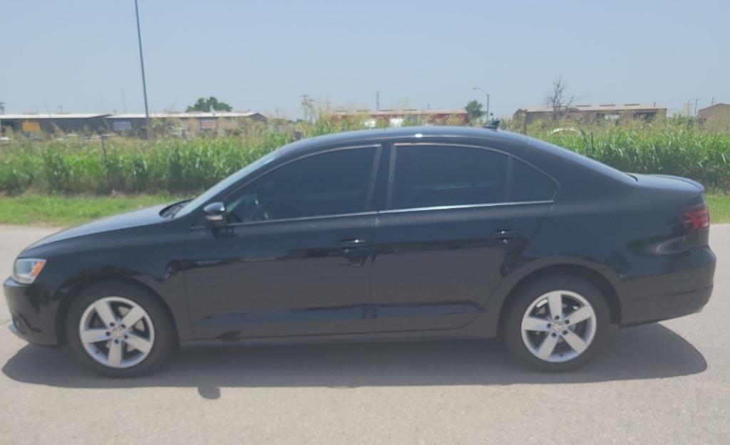 Thumbnail image of 2012 Volkswagen Jetta at Lumpy's Auto Sales