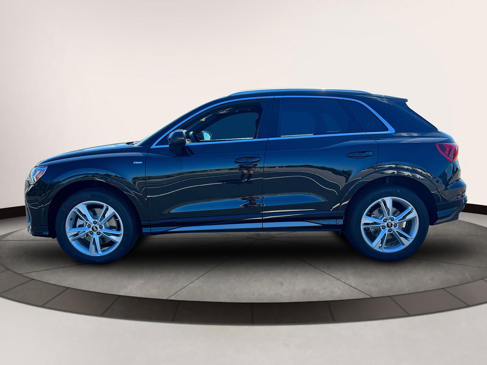 Thumbnail image of 2024 Audi Q3 at Volkswagen World of Newton