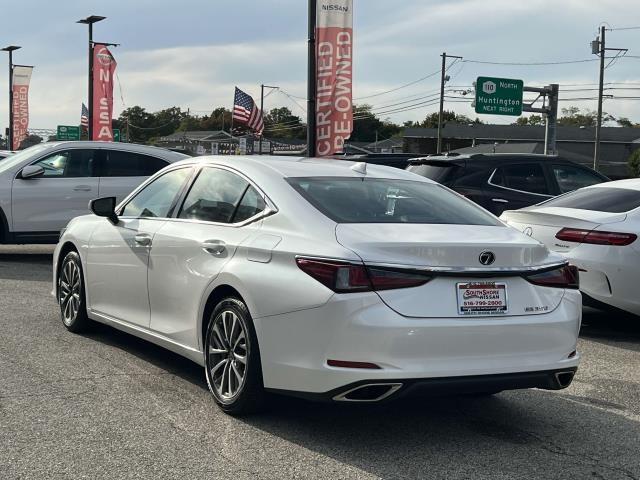 Thumbnail image of 2022 Lexus ES 350 at South Shore Nissan