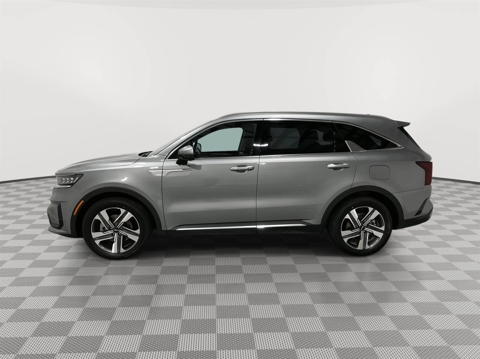 Thumbnail image of 2022 Kia Sorento Plug-In Hybrid at Anderson Kia Mitsubishi St. Joseph