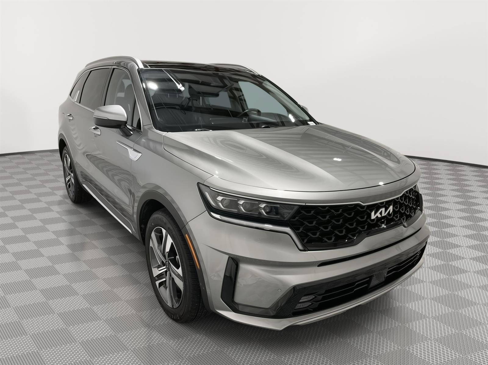 Thumbnail image of 2022 Kia Sorento Plug-In Hybrid at Anderson Kia Mitsubishi St. Joseph