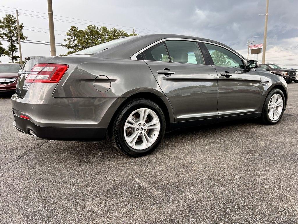 Thumbnail image of 2016 Ford Taurus at DIXIE MOTORS INC.