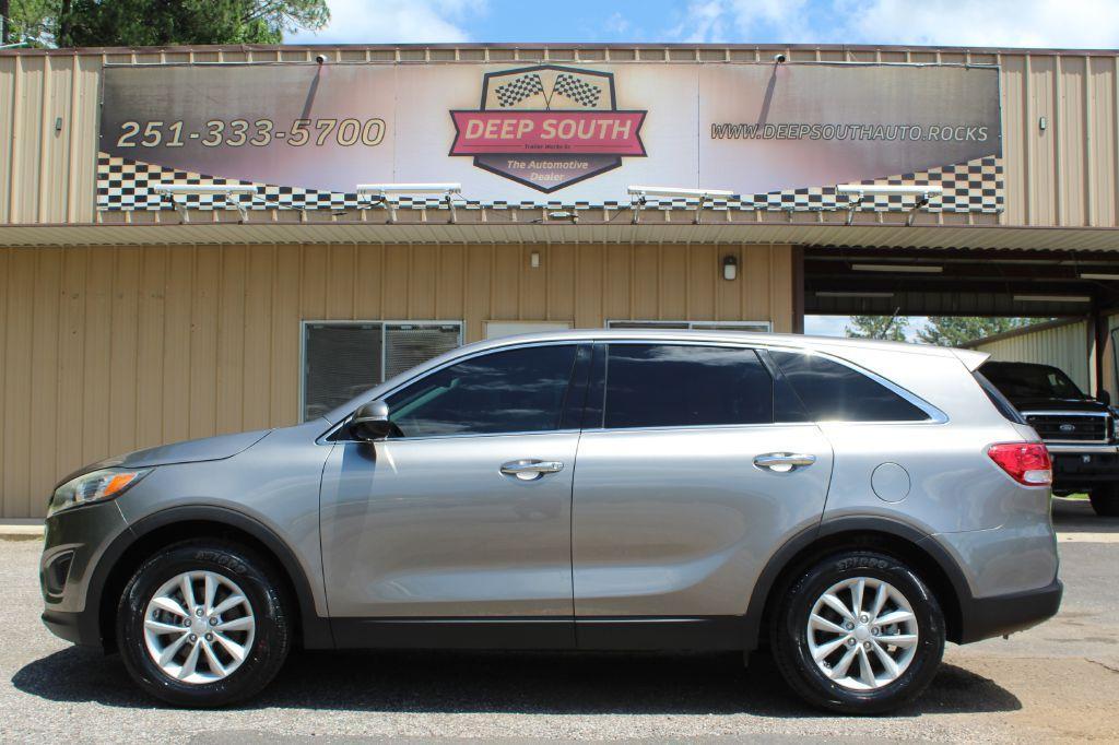 Thumbnail image of 2017 Kia Sorento at DEEP SOUTH AUTOMOTIVE LLC