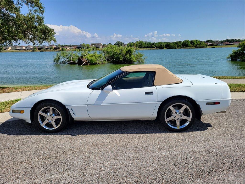 Thumbnail image of 1996 Chevrolet Corvette at Auto Search & Sales