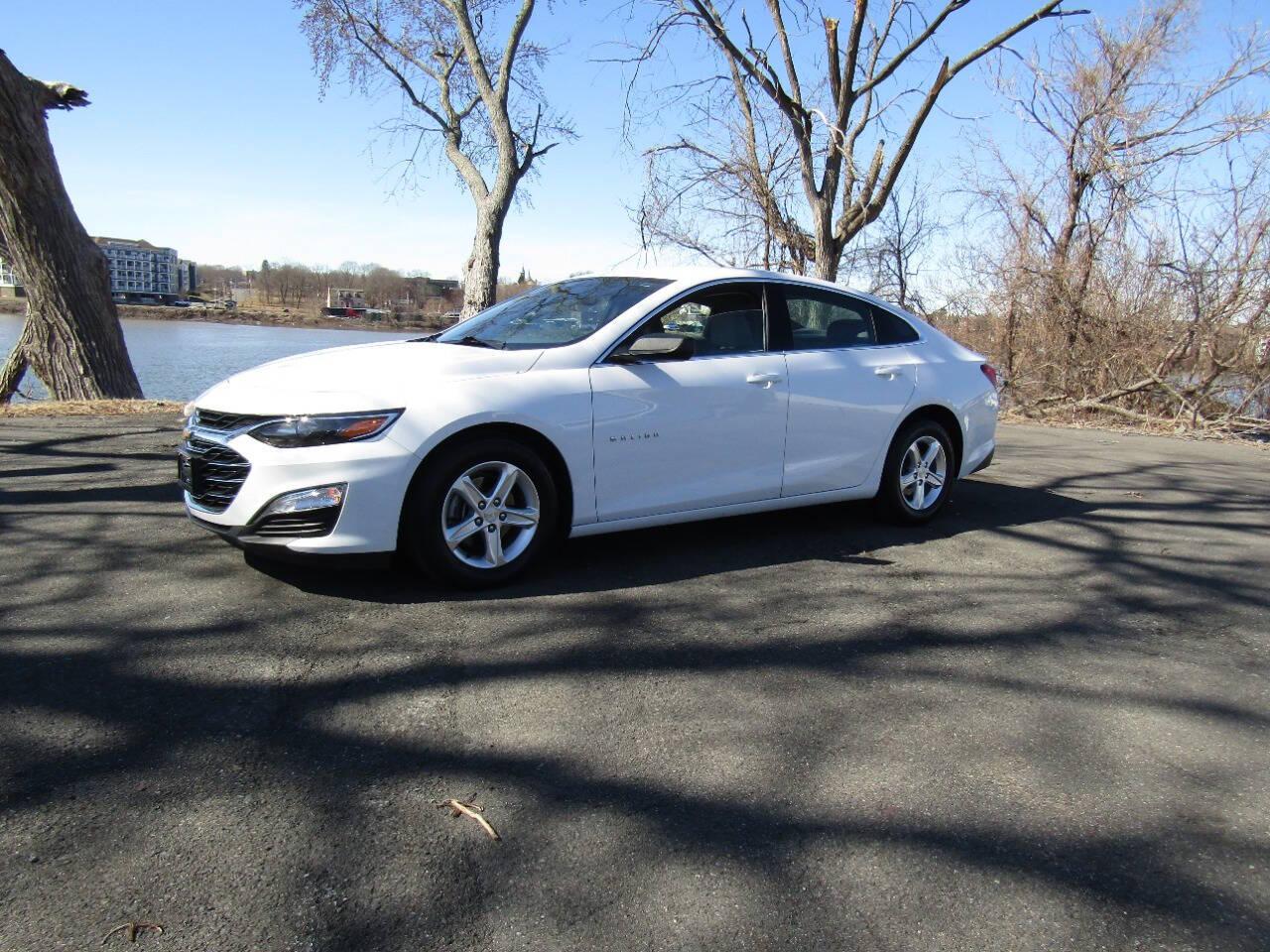 Thumbnail image of 2021 Chevrolet Malibu at 2010 Auto Sales LLC