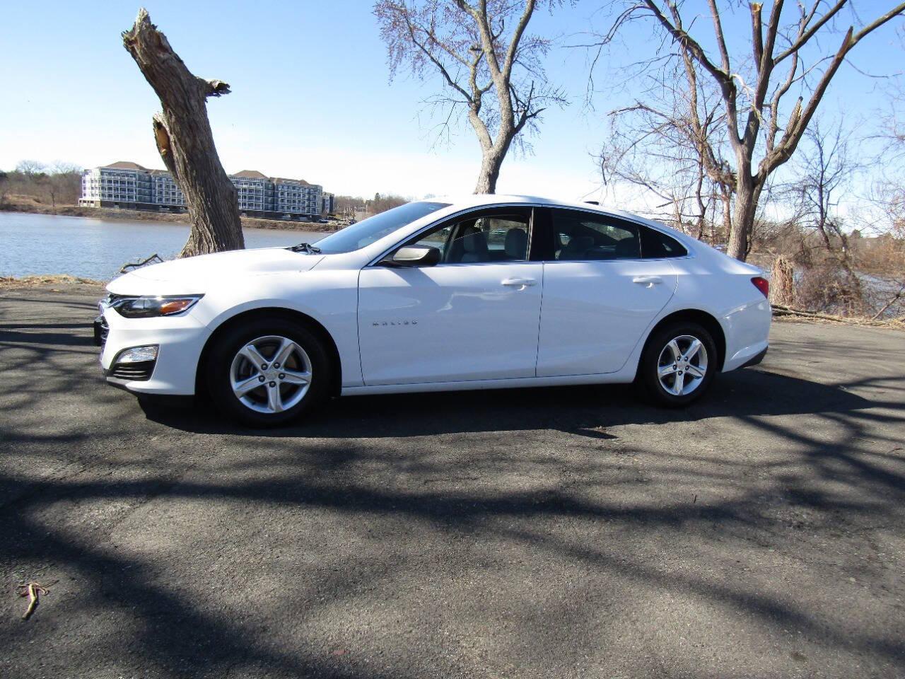 Thumbnail image of 2021 Chevrolet Malibu at 2010 Auto Sales LLC