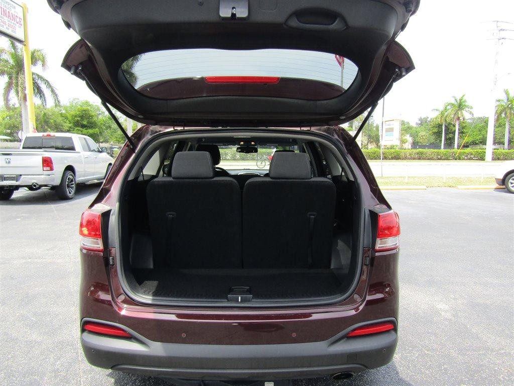 Thumbnail image of 2016 Kia Sorento at Stan Thompson Auto Sales