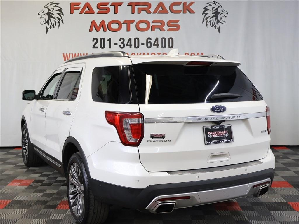 Thumbnail image of 2016 Ford Explorer at Fast Track Motors