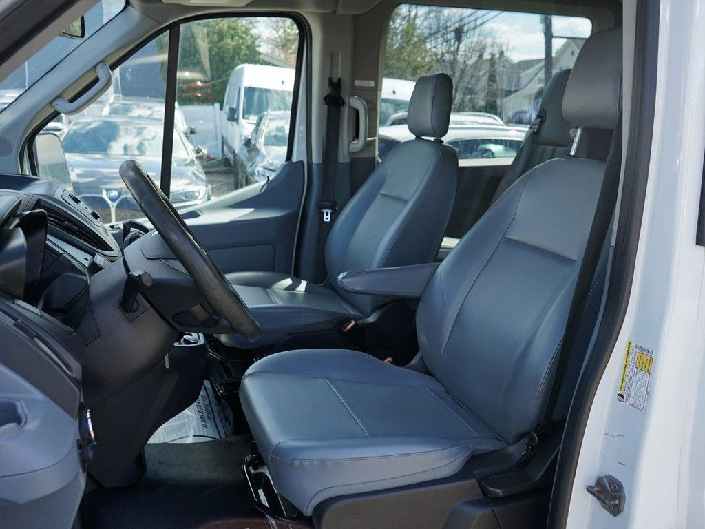 Thumbnail image of 2018 Ford Transit at Auto Expo Store