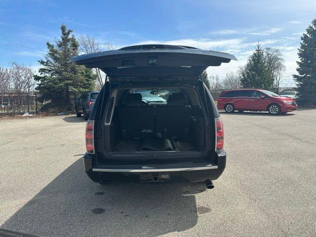 Thumbnail image of 2014 GMC Yukon XL at Page Honda of Bloomfield