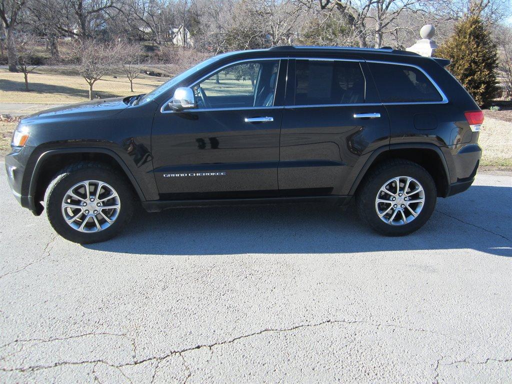 Thumbnail image of 2015 Jeep Grand Cherokee at 417AutoLand.com of Springfield, MO